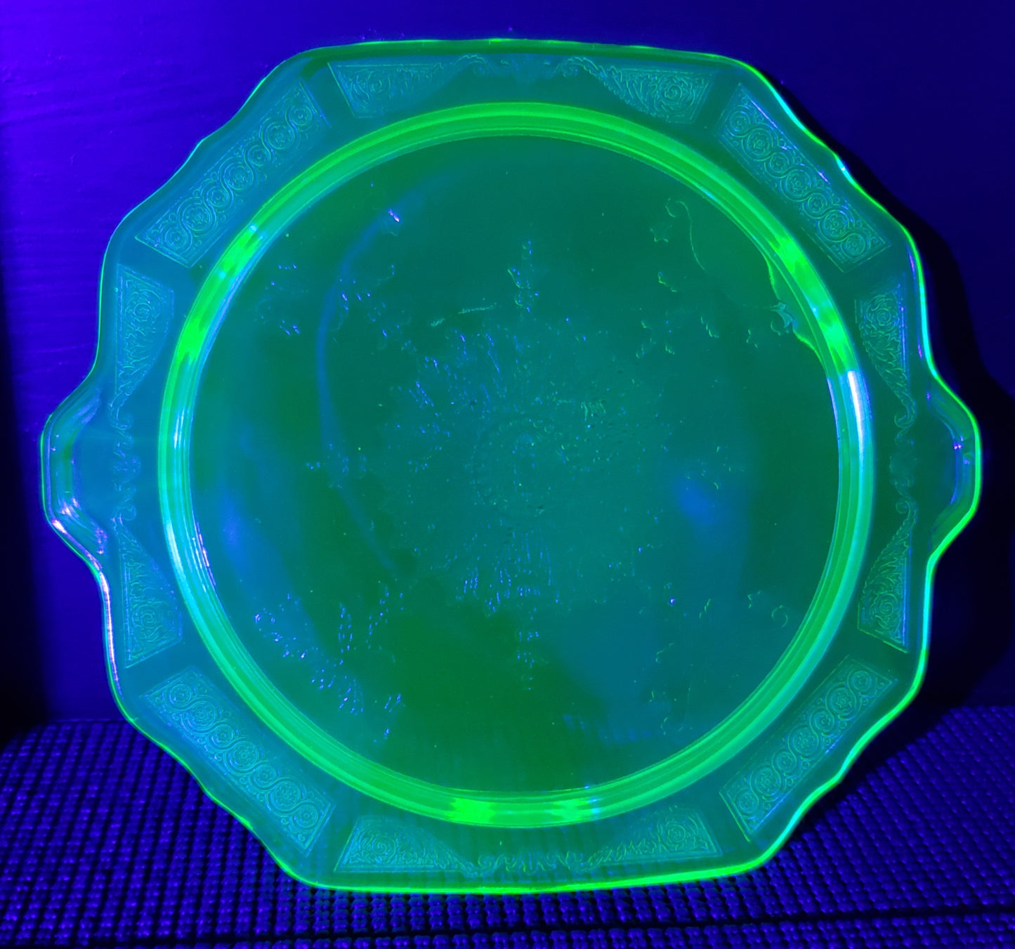 1932 Hocking Glass Uranium Serving Dish